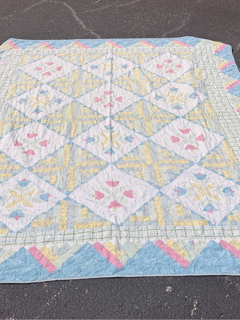 Pastel Patchwork Floral Quilt - Pink, Blue, Yellow & White
